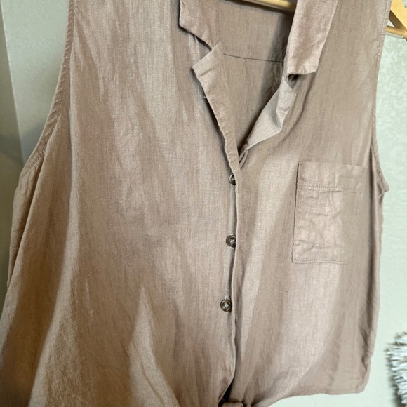 LE LIS Tie-Front Tank Top Sleeveless Button Down Collared Casual Top M - Picture 2 of 7